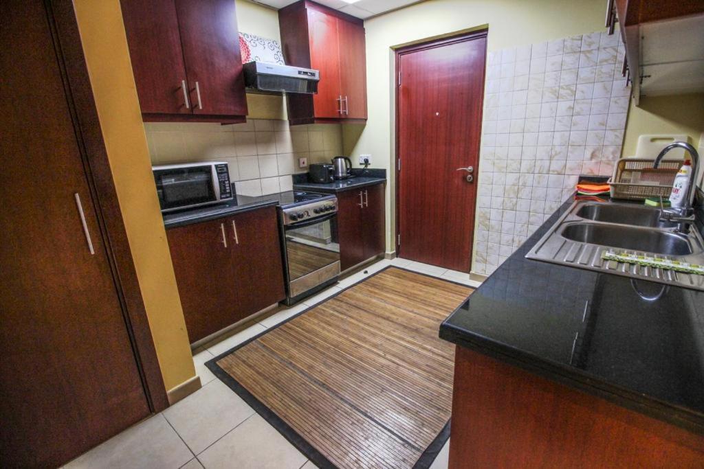 2br Jumeirah Front Apartment Dubai